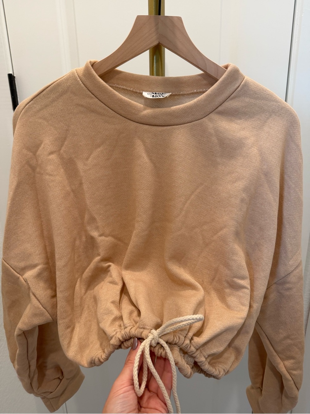 Women's Drawcord Crop Sweatshirt in Taupe